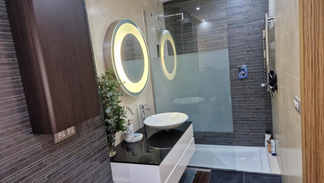 شقة Atico De Lujo Con Jacuzzi Climatizado En Terraza إلتشه المظهر الخارجي الصورة